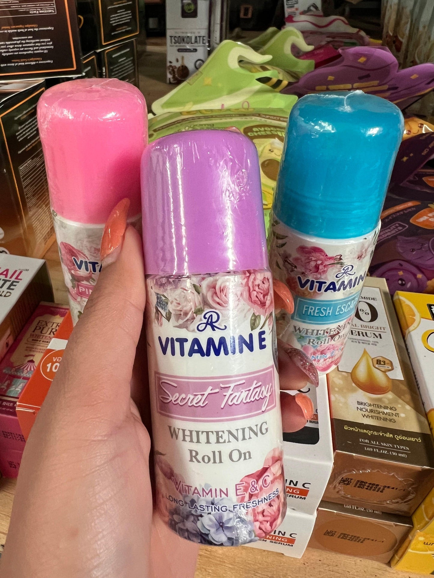 Vitamin E & C Whitening Roll On